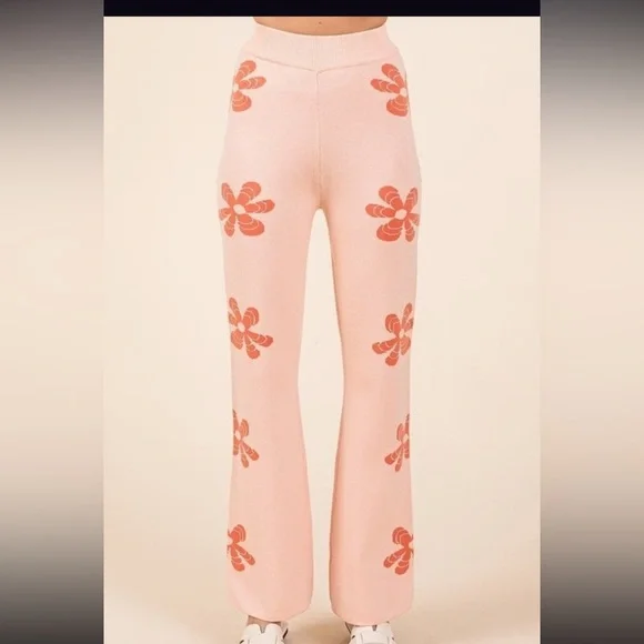 Flower Sweater Set - Picture 7 of 7